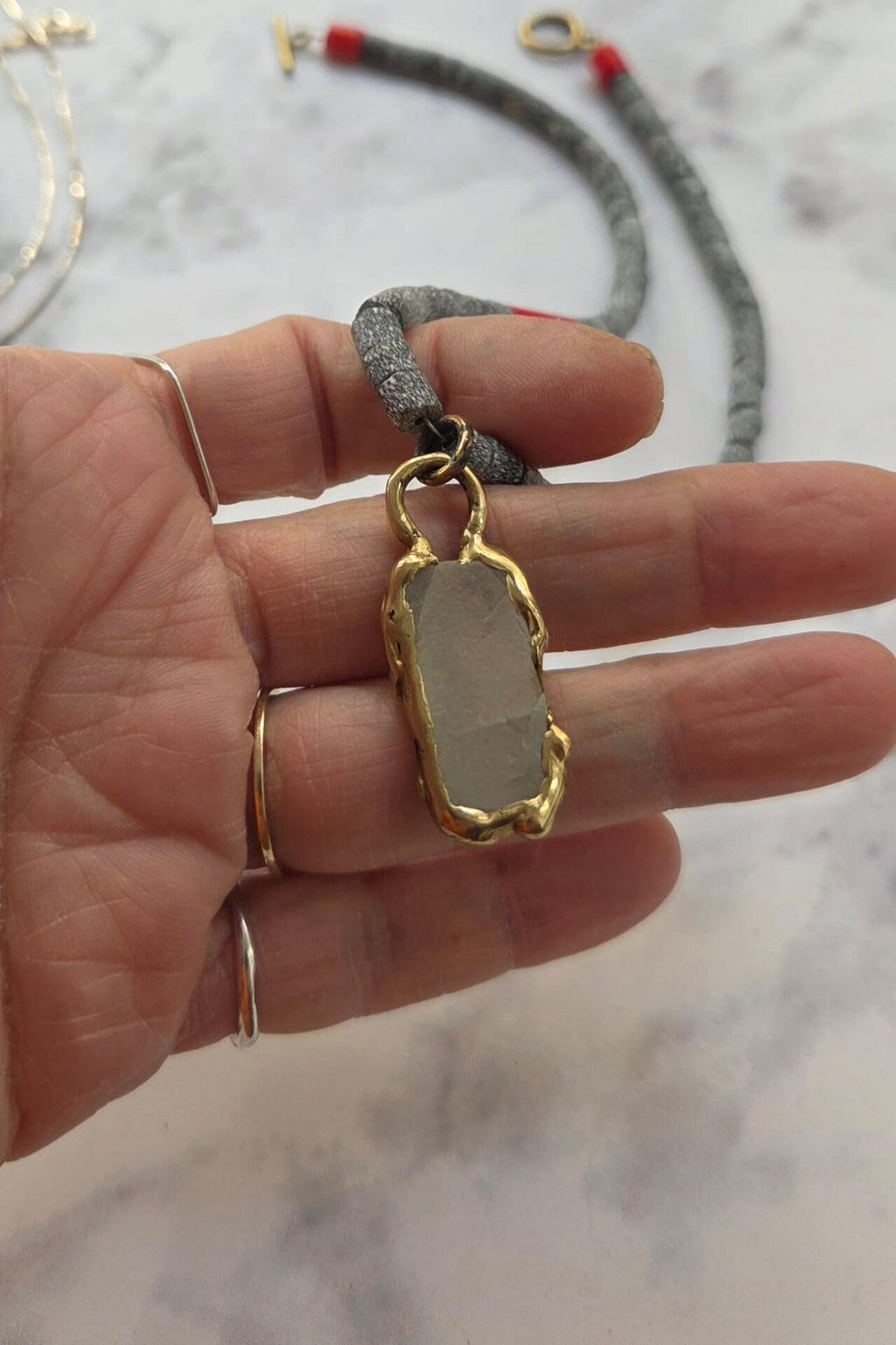 Jade ve Deniz Camı Kolye