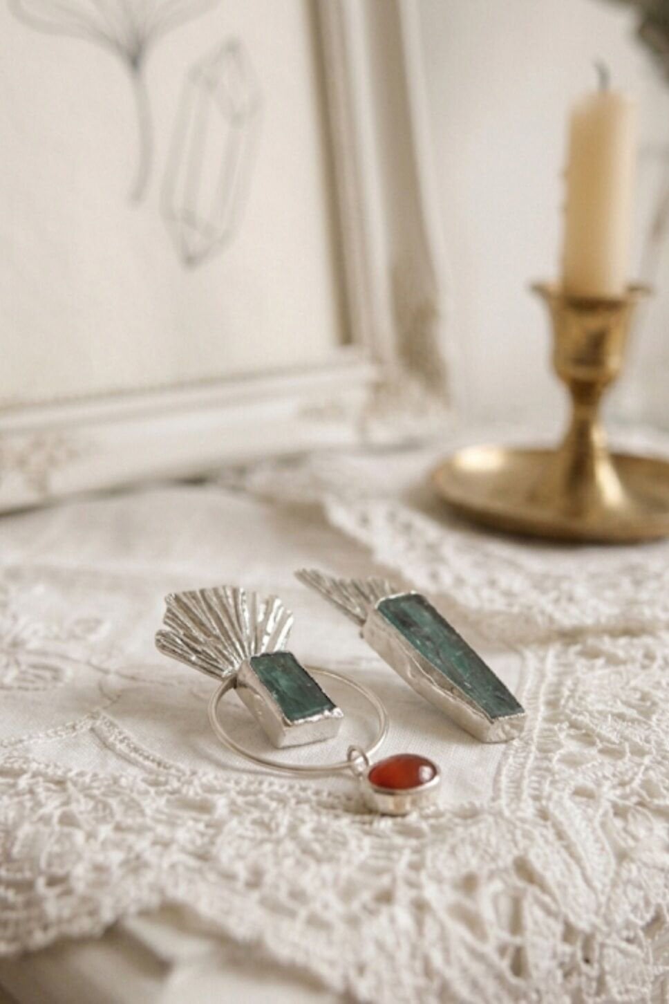 Kyanite ve Carnelian Yelpaze Gümüş Küpe