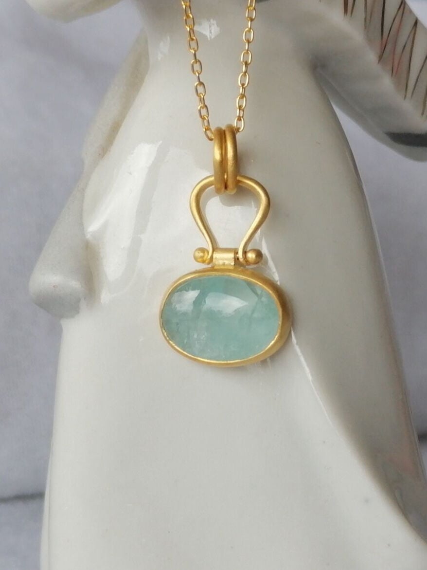 Oval Akuamarin Gümüş Kolye