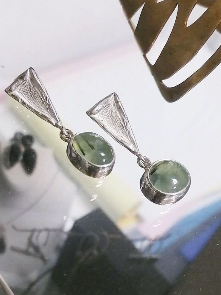 Prehnite Gümüş Küpe