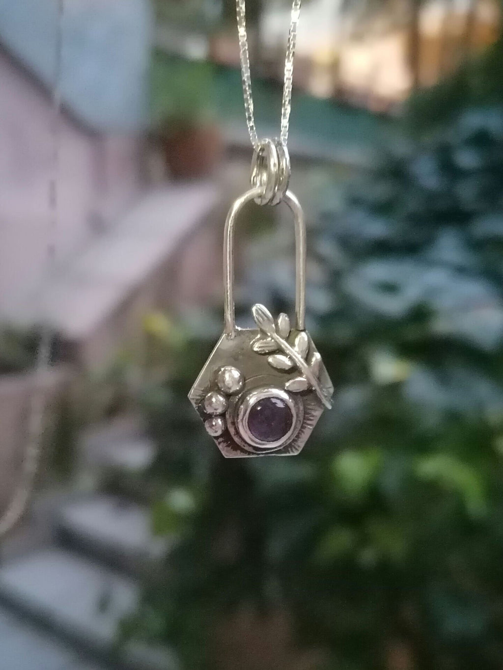 Gümüş Ametist Taşlı Altıgen Kolye