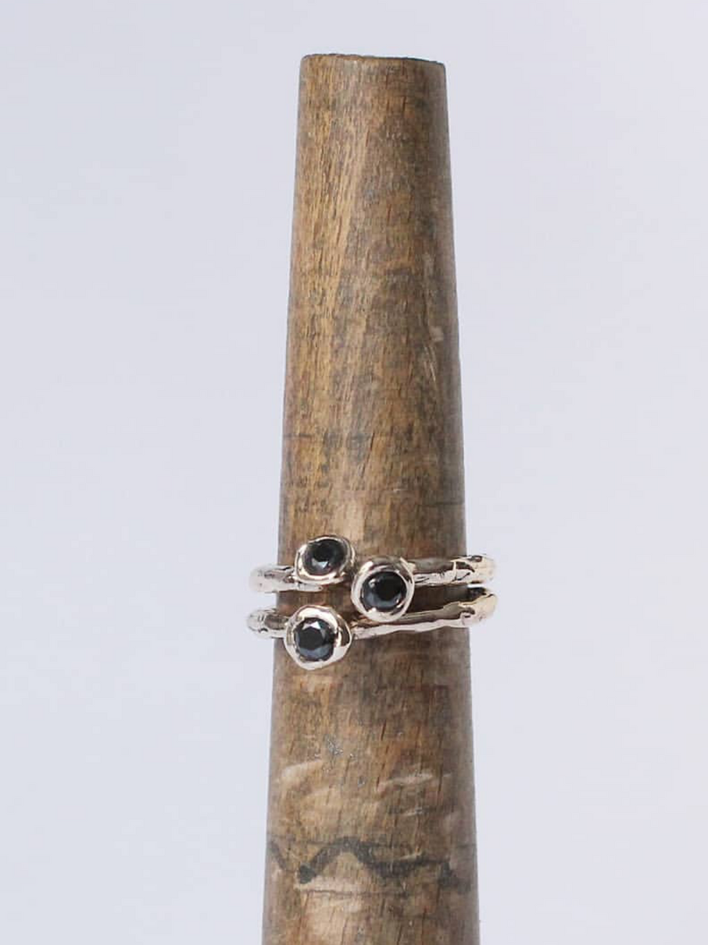 Bronz Puck Taşlı Yüzük