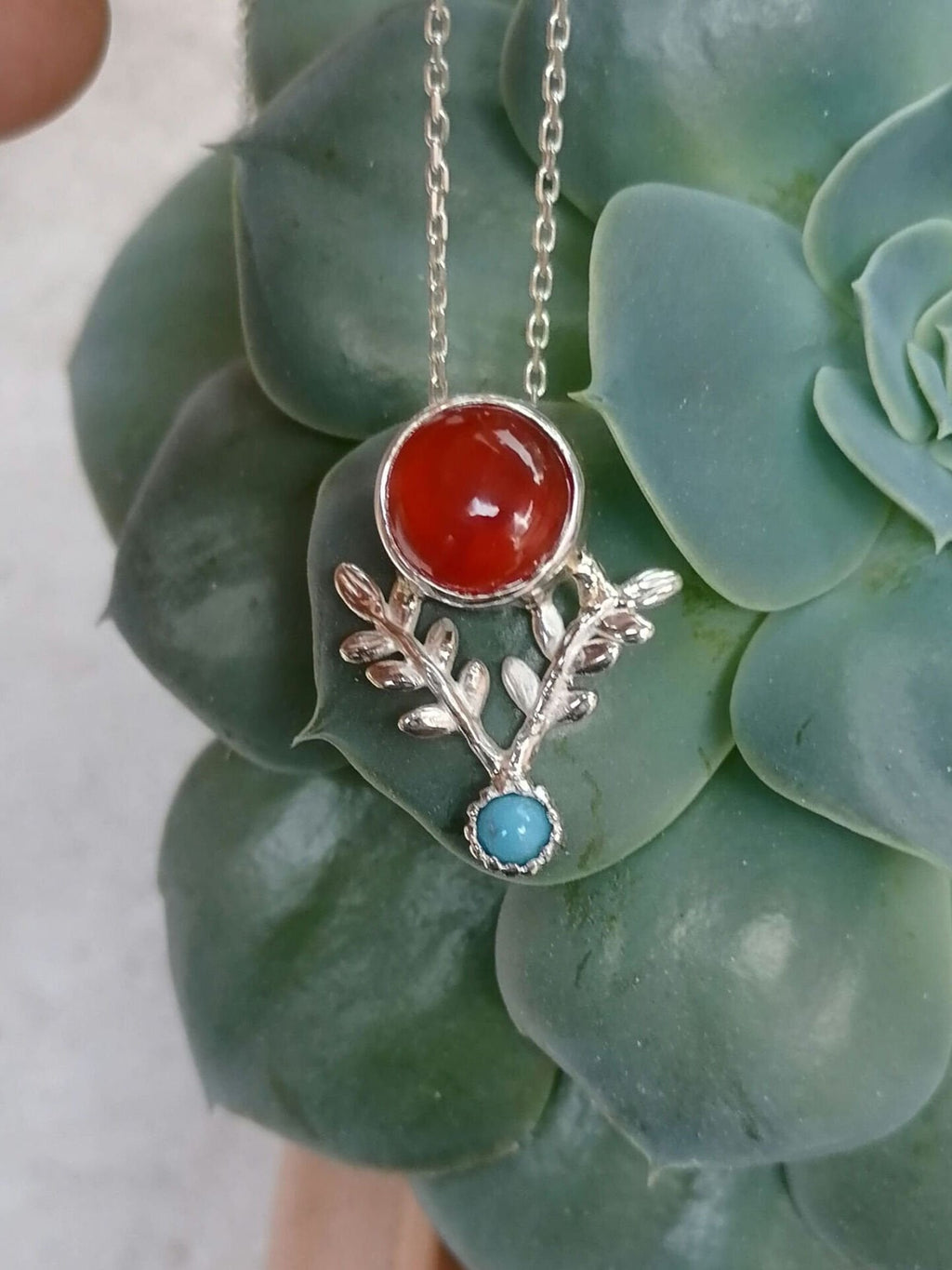 Defne ve Carnelian Gümüş Kolye