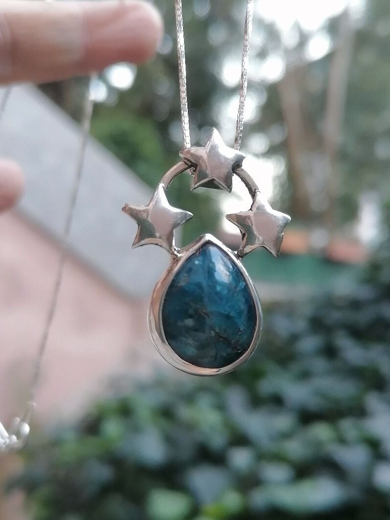 Apatite Taşlı Yıldızlı Kolye